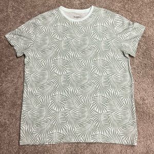 Goodfellow Green/White Design Tee Size L